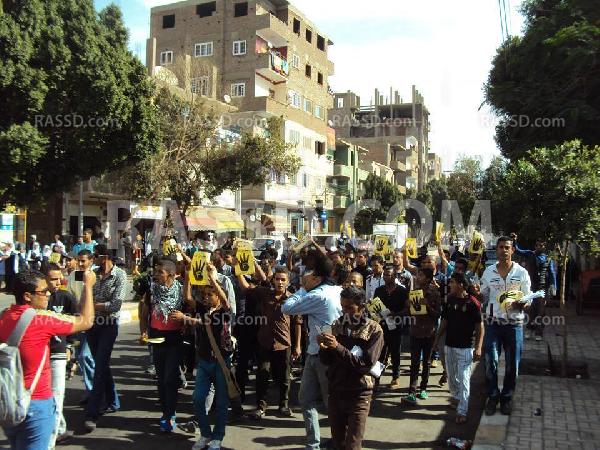 مسيرة لحركة عفاريت ضد الانقلاب بمدينة العمال بقنا