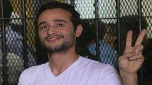 ترحيل الناشط أحمد دومة إلى نيابة زينهم