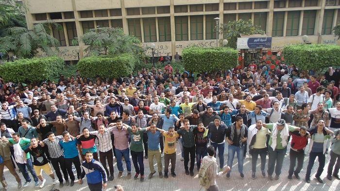 متحدث طلابي : سلطات الانقلاب اعتقلت 500 طالب حتى الآن