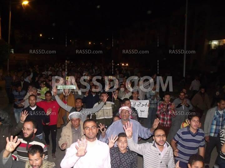 مسيرة ببرج العرب تندد بالانقلاب وغلاء الأسعار