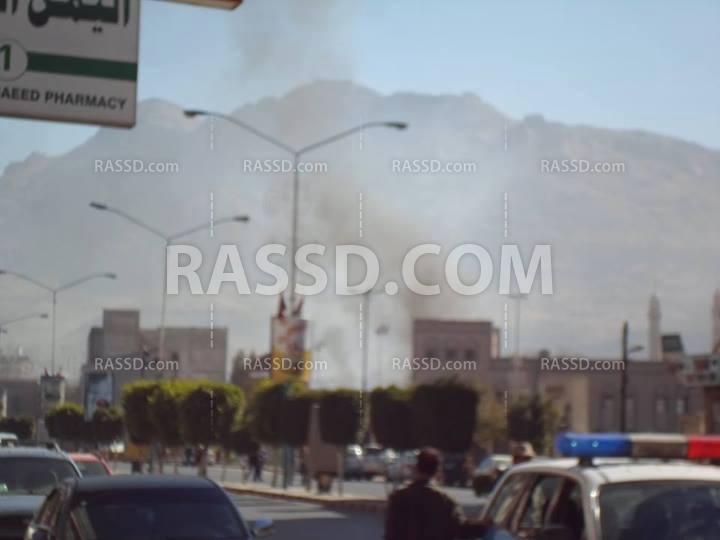 18 قتيل و30مصاب في انفجار بمحيط وزارة الدفاع بصنعاء