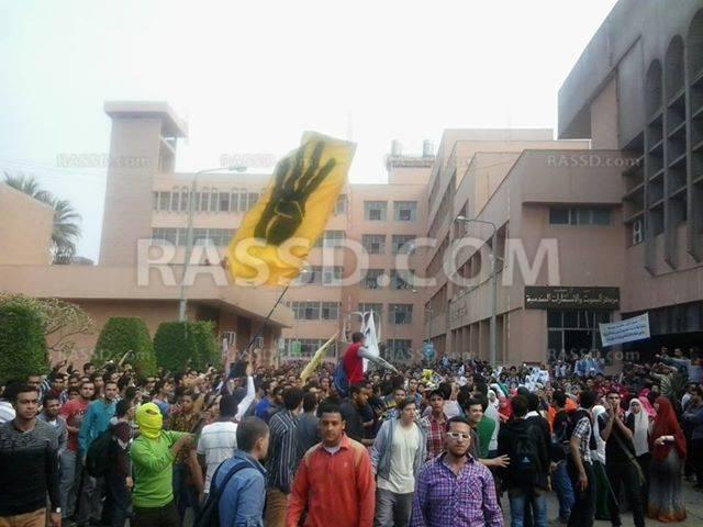 حبس 3 طلاب بجامعة المنوفية 15 يوما لرفضهم الانقلاب