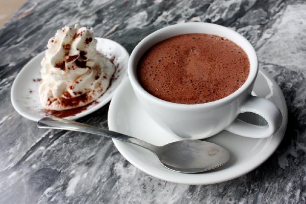 5 مشروبات تزيد ذكائك