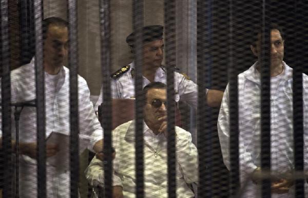 “تقصي 30 يونيو”: مبارك ارتكب جريمة الخيانة العظمى