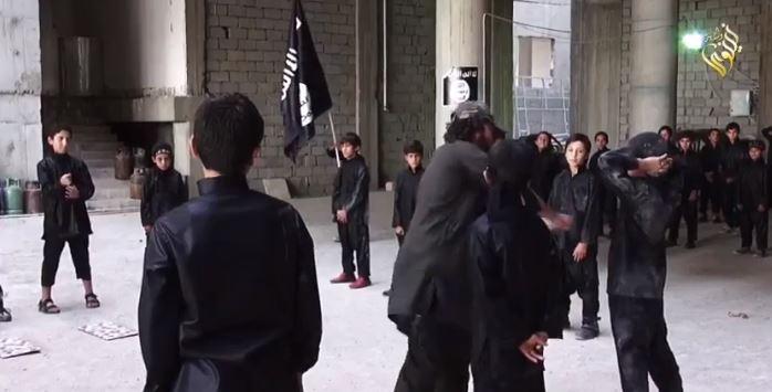 فيديو مدارس داعش العسكرية للأطفال يحقق 6 مليون مشاهد