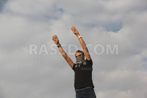 صور..الأمن يعتلي البنايات المقابلة لـ”لأزهر” ويطلق الخرطوش