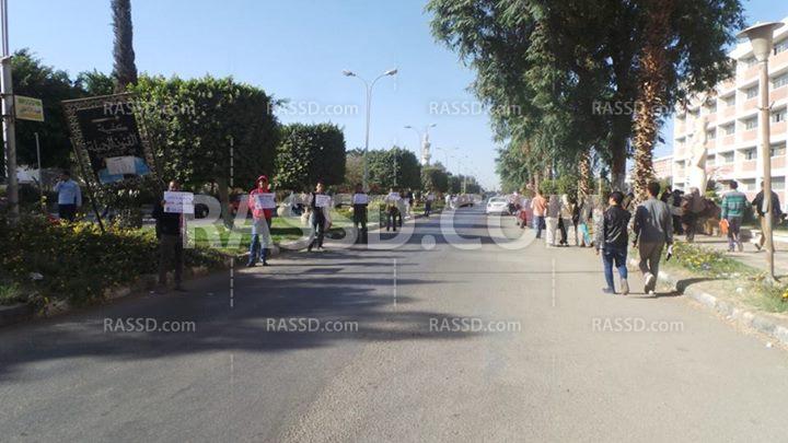 وقفة لطلاب جامعة المنيا تنديدا باقتحام الجامعات