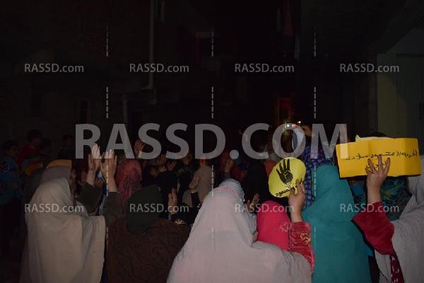 “نساء ضد الانقلاب”تتظاهر بالغربية للتنديد بالأحوال المعيشية