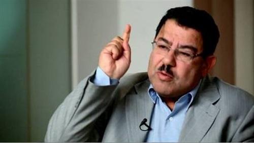 سيف عبدالفتاح: النظام المغتر بشعبية زائفة سينتهي بمأسأة