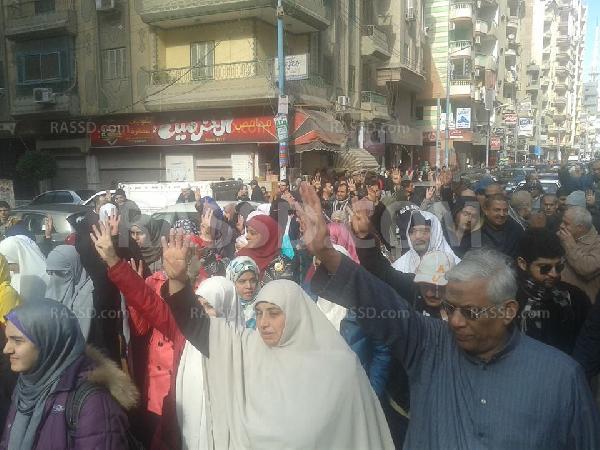 وصول قوات الانقلاب لمسيرة المنصورة واعتقال العشرات