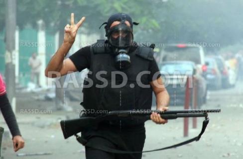 بالفيديو| إصابات في صفوف سيدات “المهاجرين” عقب اقتحام القرية