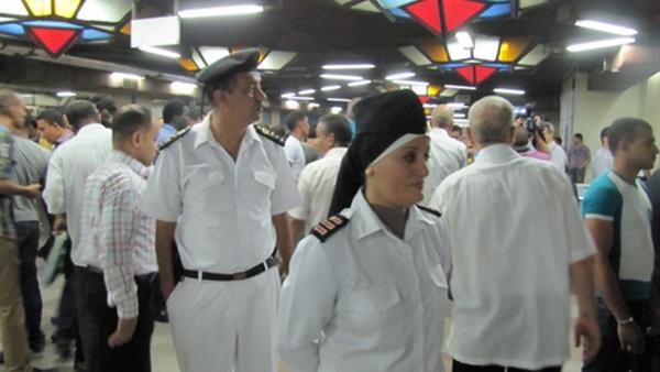 القبض على شاب وفتاة بالمترو تحدثا بالإنجليزية عن ثورة يناير