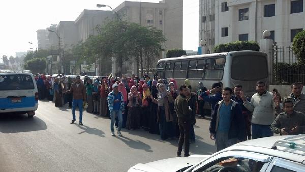 مسيرة بجامعة بني سويف ضد الانقلاب