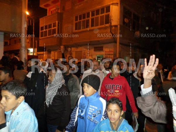 مسيرة ليلية لعفاريت ضد الإنقلاب بقنا