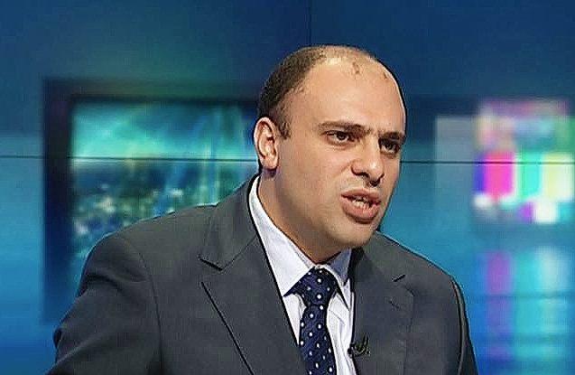 حامد:الرئيس عزل 700 من الشرطة و400 لواء جيش لفسادهم