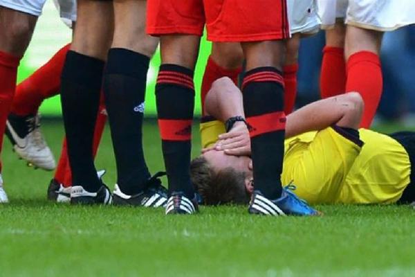 فيديو | أطرف مشاكسات اللاعبين مع الحكام