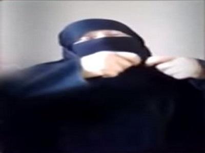 بالفيديو| سيدة سورية تطلب قتل الطيار الأردني لقصفه مدرسة أولادها