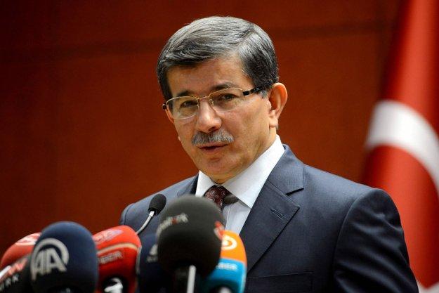 أوغلو: علم تركيا‬ بات شعارًا للمظلومين