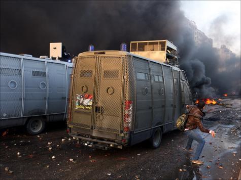 4 شهداء وعشرات الإصابات مع بداية “أسبوع الغضب”