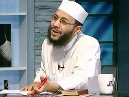 عائشة الشاطر: الشيخ شعبان محروم من العلاج ودخول الحمام