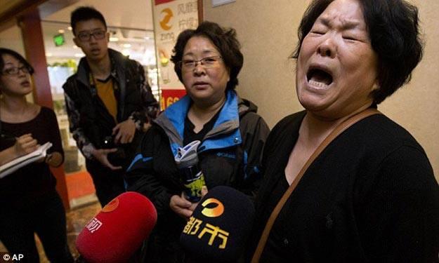 مدير”إير آسيا”: قلبى ينفطر حزنا من أجل أهالى الركاب