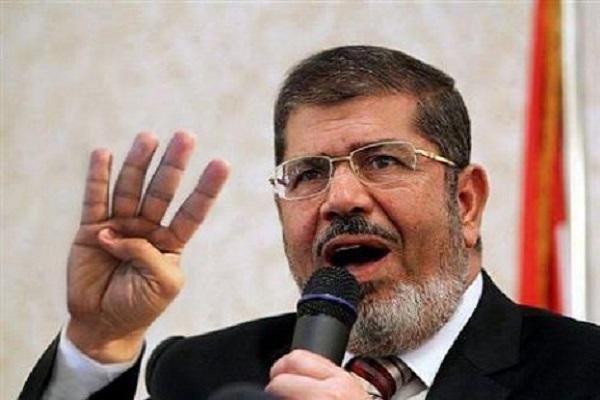 محامي مرسي يؤكد محاولة اغتيال الرئيس خلال أحداث الاتحادية