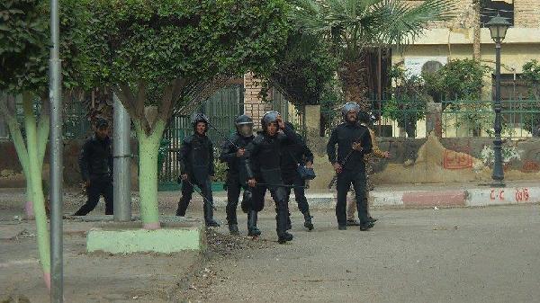 إطلاق قنابل الغاز بجامعة الزقازيق واعتقال طالبين