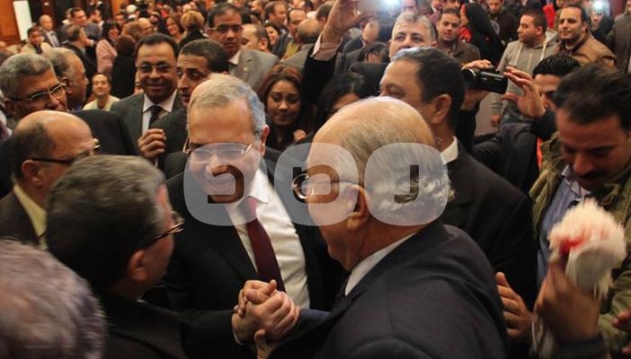 بالصور.. عصام خليل يكتسح انتخابات رئاسة “المصريين الأحرار”